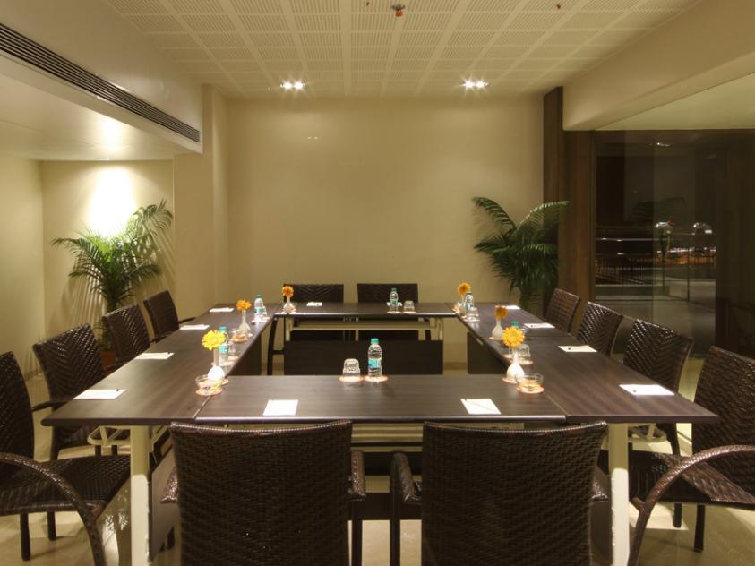 The Maharaja Business Hotel Bombay Exterior foto